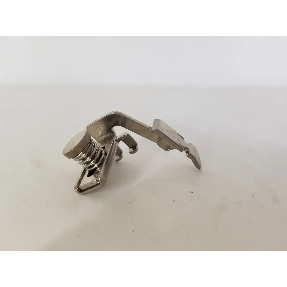 Vintage GREIST/1 Singer Sewing Machine Attachments Tools Atlas Metal Box